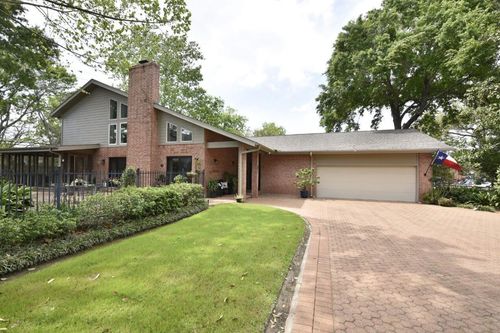 904 Winston Drive, Richmond, TX, 77469 | Card Image