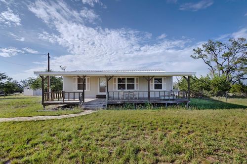 68 Rolling Oaks Dr, Harper, TX, 78631-8579 | Card Image