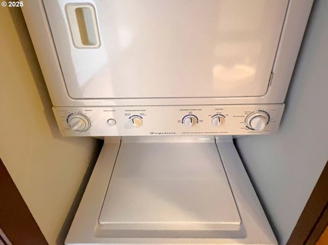Laundry | Image 31