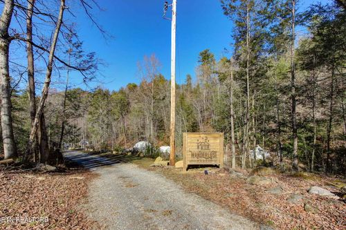 910 Windy Hill Way, COSBY, TN, 37722-2100 | Card Image