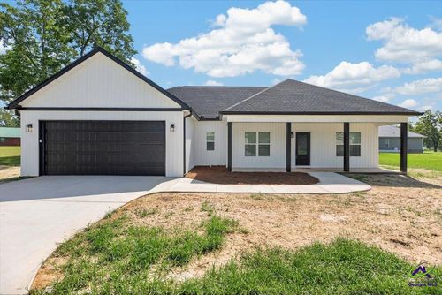 143 Village Cir, Cochran, GA, 31014-6863 | Card Image