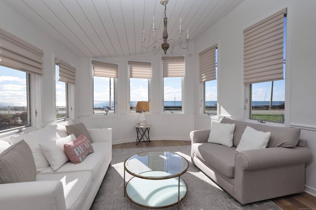 Sunroom | Image 10