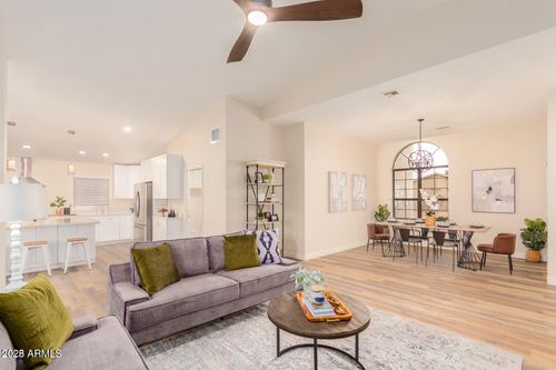 4537 E Walatowa St, Phoenix, AZ, 85044-1608 | Card Image