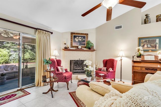 12241 Fritz Ct, House other with 3 bedrooms, 2 bathrooms and null parking in Lillian AL | Image 7
