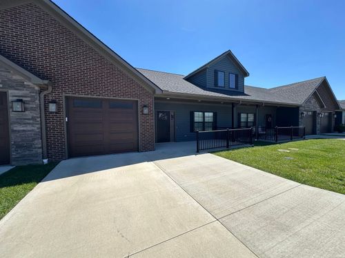 3810 High Pointe Ln, Newburgh, IN, 47630-8273 | Card Image