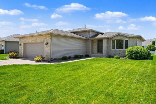 732 Sunflower Ln, Dyer, IN, 46311-1086 | Card Image