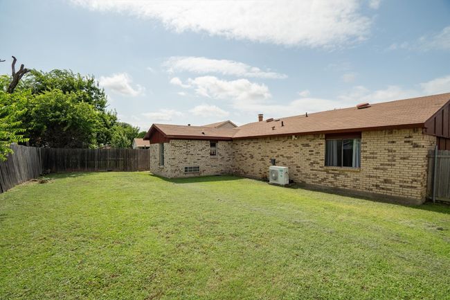 4025 Shagbark St, House other with 4 bedrooms, 3 bathrooms and null parking in Fort Worth TX | Image 39