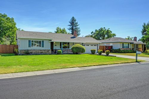 4720 Loch Lomond Dr, Carmichael, CA, 95608-3508 | Card Image