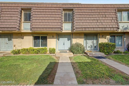3330 S Elm St, Tempe, AZ, 85282-5766 | Card Image