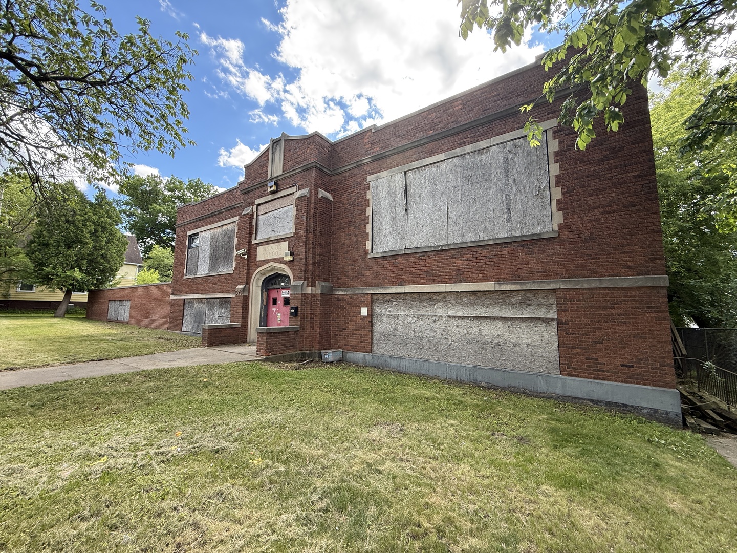 Commercial Sale in Waukegan 4