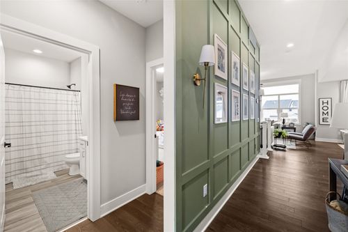 2590 Se Willowbrook Dr, Waukee, IA, 50263-5048 | Card Image