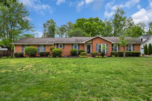 5523 Wakefield Dr, Brentwood, TN, 37027-4405 | Card Image