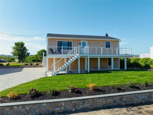 446 Atlantic Ave, Westerly, RI, 02891-4336 | Card Image