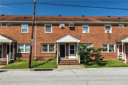4-2222 Arctic Ave, Virginia Beach, VA, 23451-3247 | Card Image