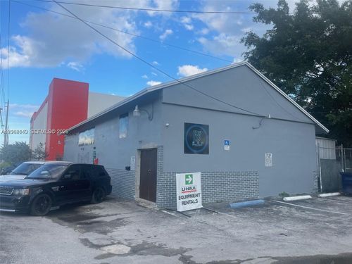 23095 S Dixie Hwy, MIAMI, FL, 33170-6363 | Card Image