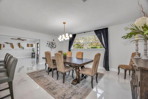 6904 Sw 65th Ave, South Miami, FL, 33143-3247 | Card Image