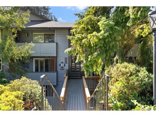 h57-16718 Sw Gleneagle Dr, Sherwood, OR, 97140-9653 | Card Image