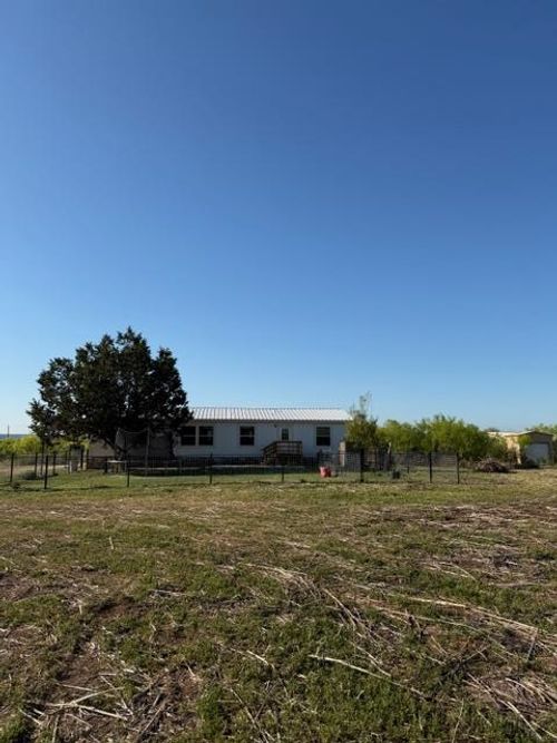 4292 N Us Highway 377, Junction, TX, 76849-6533 | Card Image