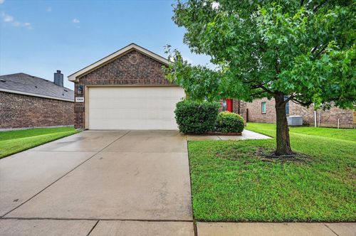 1325 Cheyenne Dr, Aubrey, TX, 76227-1289 | Card Image