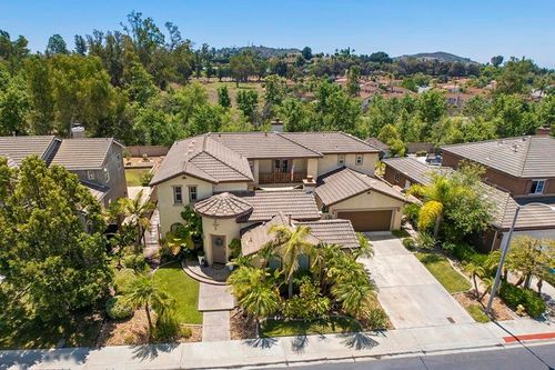 2340 Douglaston Gln, Escondido, CA, 92026-1413 | Card Image