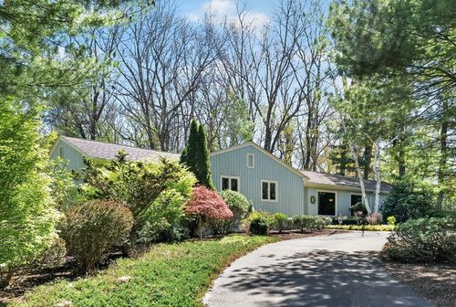 127 Inverness Ln, Longmeadow, MA, 01106-2819 | Card Image