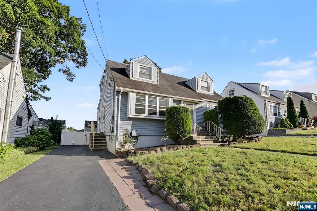 Residential in Elmwood Park 5