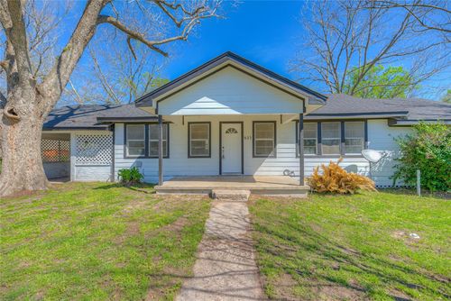 615 E 1st St, Groveton, TX, 75845-4786 | Card Image