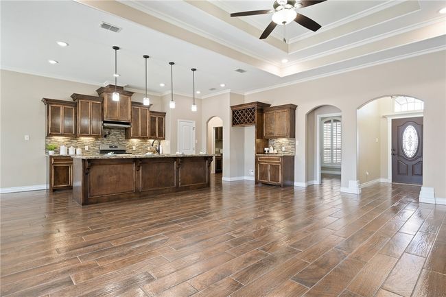 7918 Stampede Dr, House other with 4 bedrooms, 3 bathrooms and null parking in Corpus Christi TX | Image 7