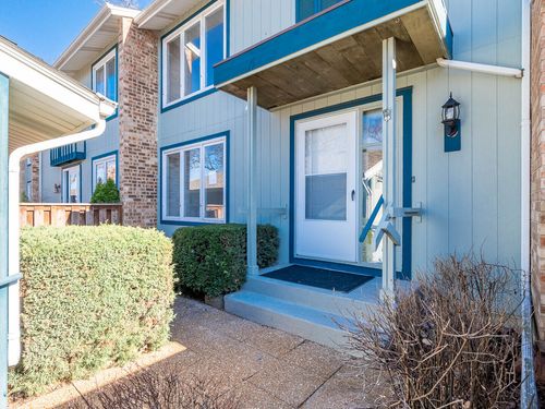 245 Driftwood Ln, Bloomingdale, IL, 60108-1902 | Card Image