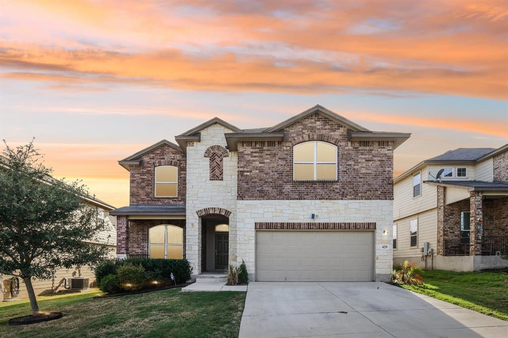 Kings Way, Cibolo, TX 78108