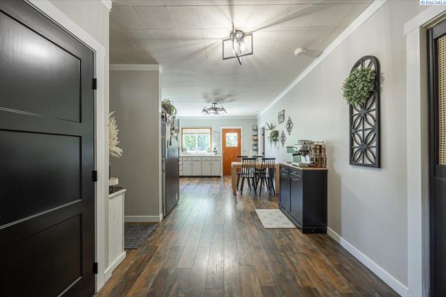 805 Babs Ave, Home with 4 bedrooms, 2 bathrooms and null parking in Benton City WA | Image 5