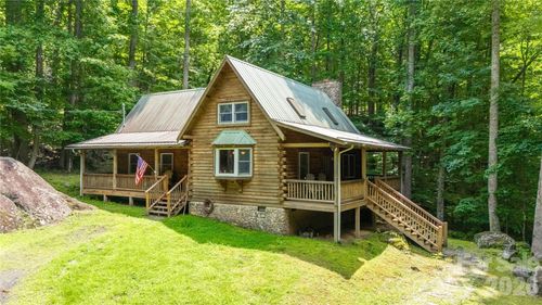 400 Amber Dr, Bakersville, NC, 28705 | Card Image