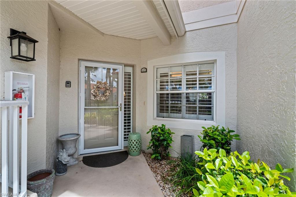 Residential in NAPLES 3