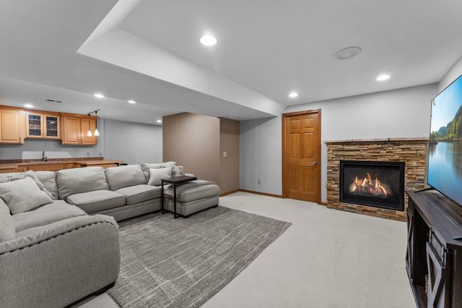 630 E Rum River Dr N, House other with 5 bedrooms, 4 bathrooms and null parking in Cambridge MN | Image 63