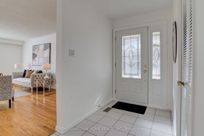 318 Rathburn Rd, House other with 3 bedrooms, 3 bathrooms and 3 parking in Etobicoke ON | Image 3