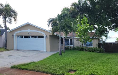 9232 80th Ave, SEMINOLE, FL, 33777-4003 | Card Image
