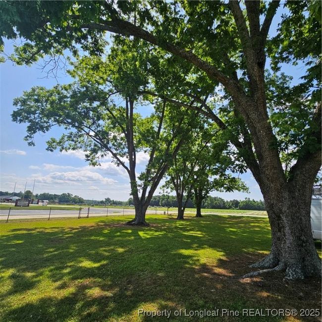 895 N Broad Ridge Rd, House other with 3 bedrooms, 2 bathrooms and null parking in Orrum NC | Image 31