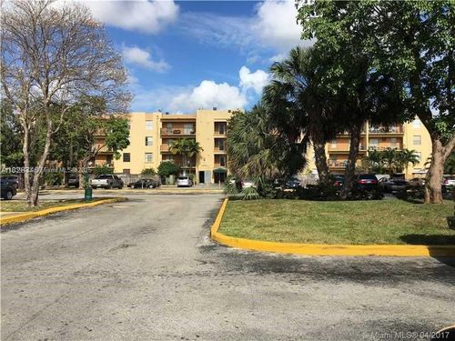 apt-206-5755 W 20th Ave, Hialeah, FL, 33012-7545 | Card Image