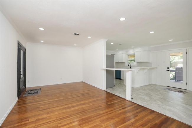 Beautiful space | Image 7