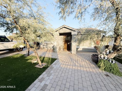 737 S 1st Street, Phoenix, AZ, 85004 | Card Image