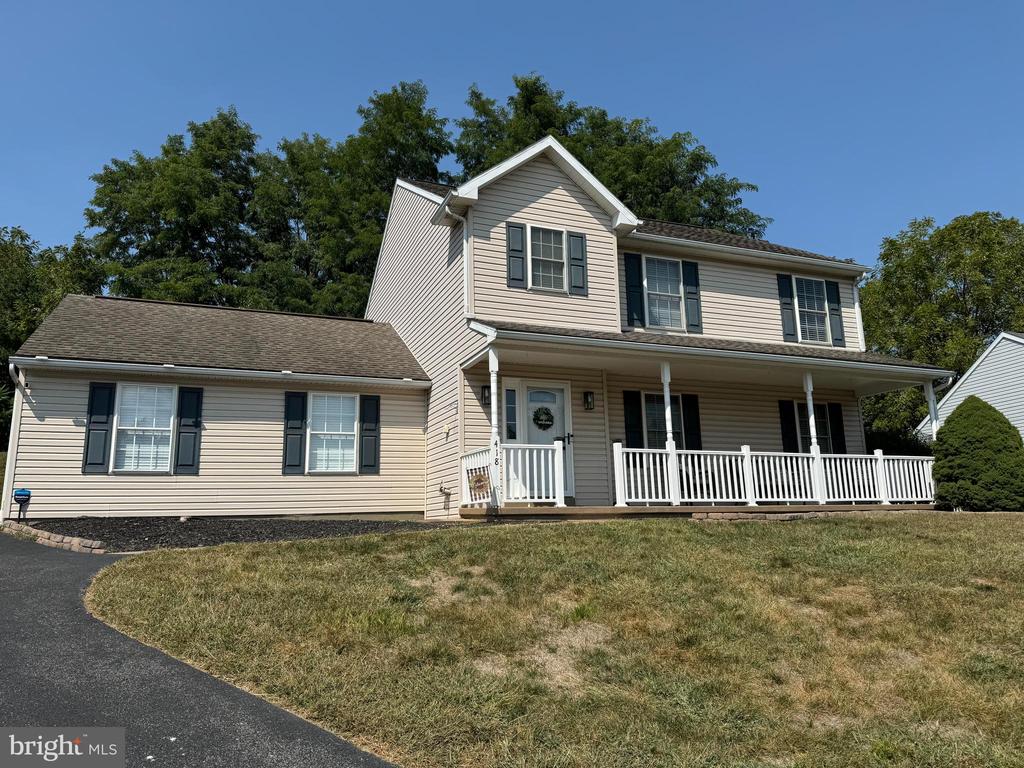 Colonial Ct, Blandon, PA 19510