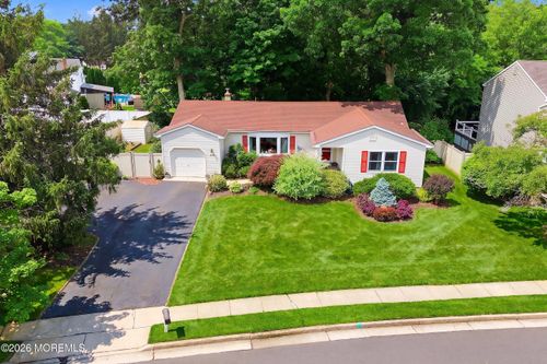 39 Mcfadden Dr, Monroe, NJ, 08831-2481 | Card Image