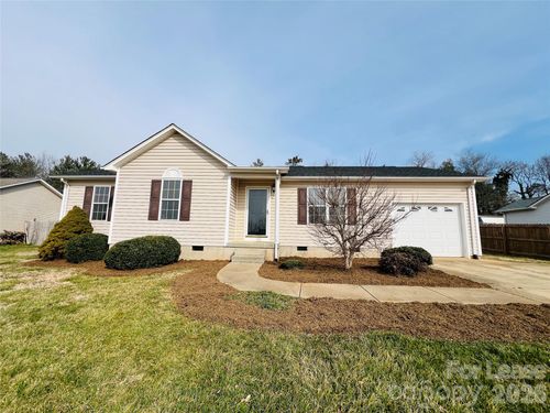 2050 Rocketts Way, Newton, NC, 28658-7444 | Card Image