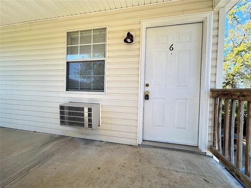 apt-6-1131 N Oakland Ave, Fayetteville, AR, 72703-1678 | Card Image