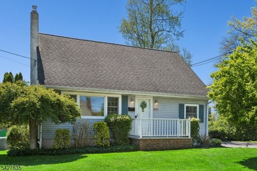 451 Pine Ave, Garwood, NJ, 07027-1443 | Card Image