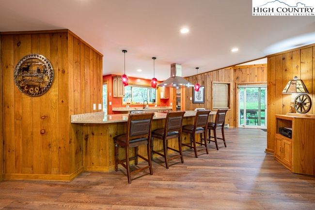 103 Raven Rd, House other with 3 bedrooms, 2 bathrooms and null parking in Beech Mountain NC | Image 15