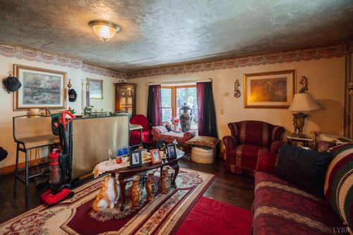 410 Taylor St, Lynchburg, VA, 24501-1246 | Card Image