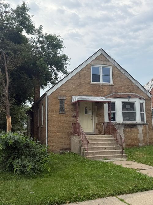 625 Emerald Ave, Chicago Heights, IL, 60411-1801 | Card Image