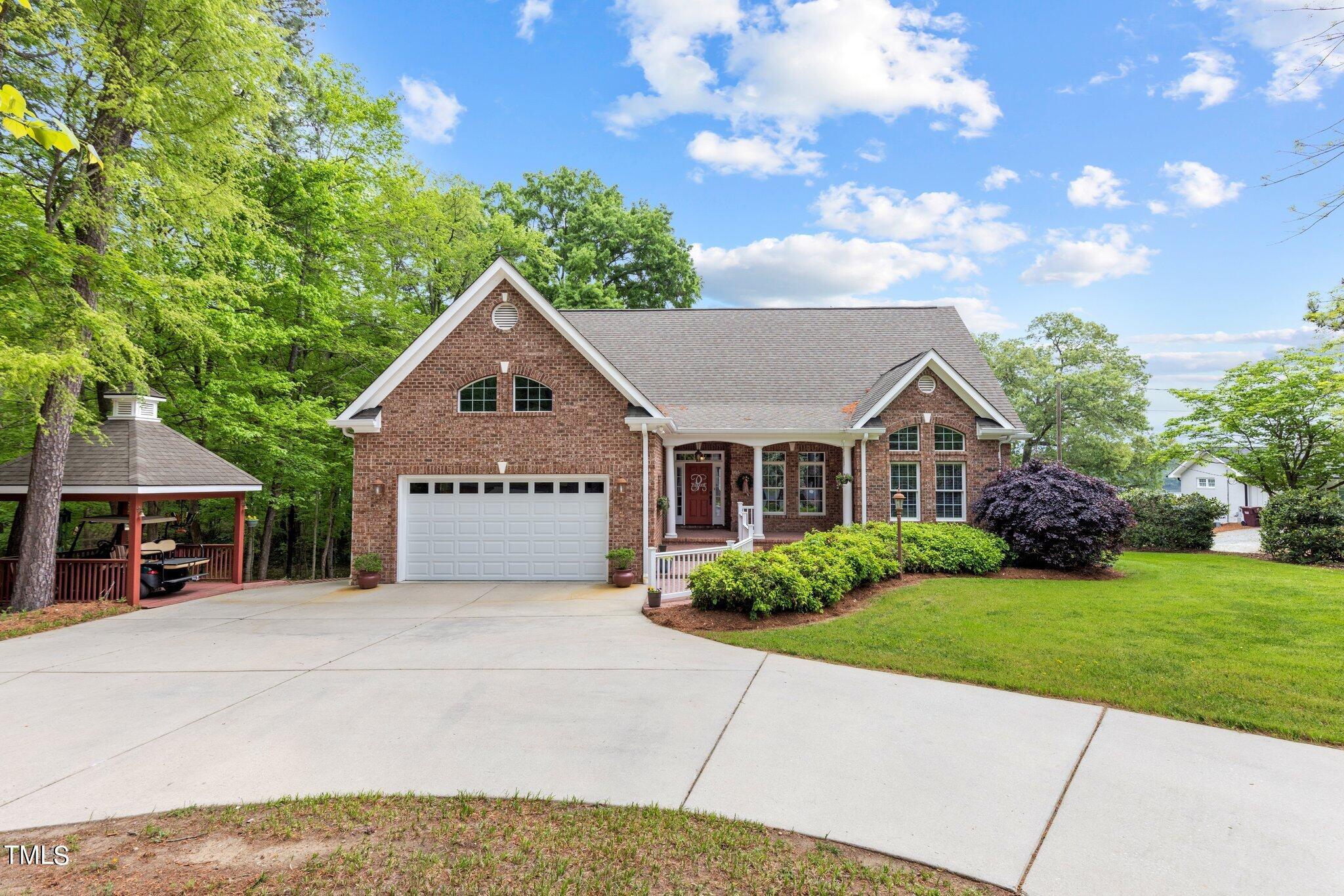 Erroll Ct, Leasburg, NC 27291