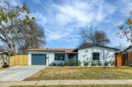 1411 Moore Ter, Arlington, TX, 76010-7902 | Card Image